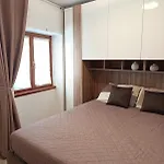 Residenza Dentro Le Mura - 5 Min Walk To Bernina Express