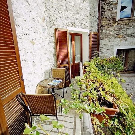 Apartament Residenza Dentro Le Mura - 5 Min Walk To Bernina Express