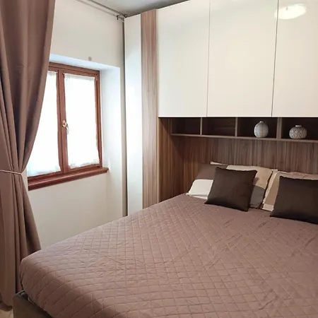 Residenza Dentro Le Mura - 5 Min Walk To Bernina Express